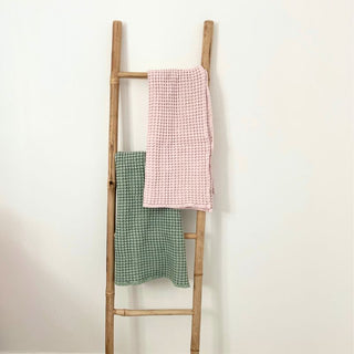 Pink Honeycomb Bath Towels Set