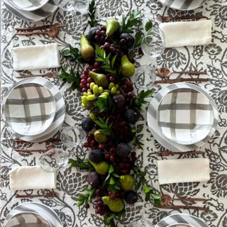 Cardi Linen Tablecloth