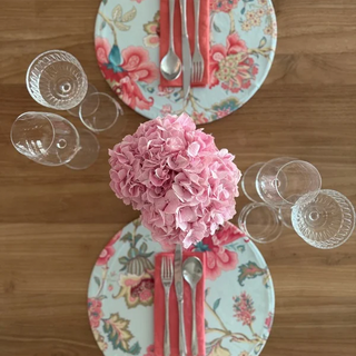 Love in Pink Table Set